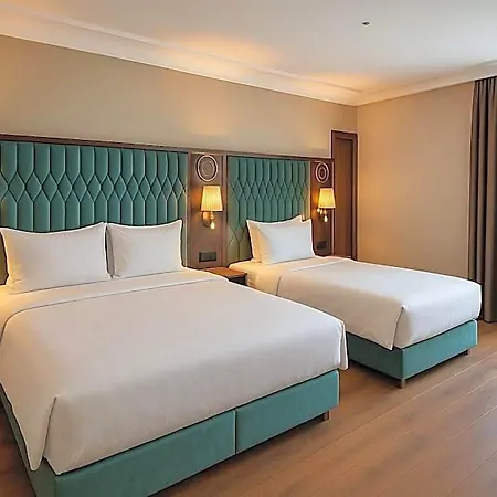 Shelton Airport Hotel 4*